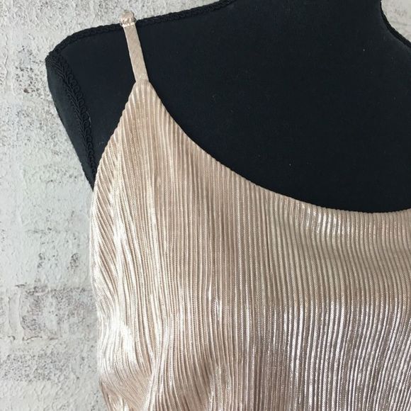 Alya Gold Mini Dress - Picture 6 of 7